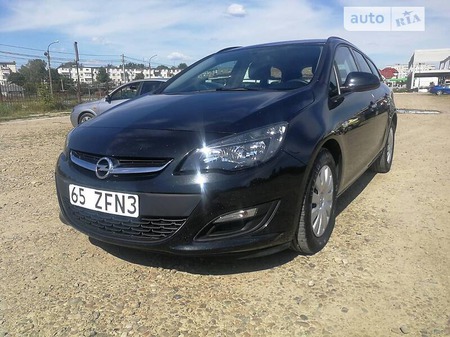 Opel Astra 2012  випуску Івано-Франківськ з двигуном 1.7 л дизель універсал механіка за 6450 долл. 