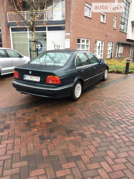 BMW 520 1996  випуску Ужгород з двигуном 2 л бензин седан механіка за 4000 долл. 