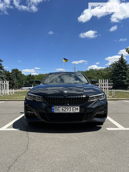 BMW 320 2019  випуску Миколаїв з двигуном 2 л бензин седан автомат за 43000 долл. 