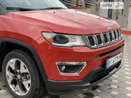Jeep Compass 2019  випуску Полтава з двигуном 2.4 л бензин позашляховик автомат за 17150 долл. 