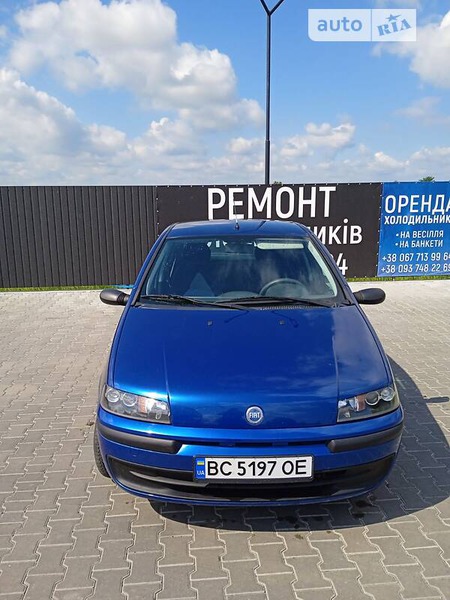 Fiat Punto 2002  випуску Львів з двигуном 1.2 л бензин хэтчбек автомат за 3950 долл. 