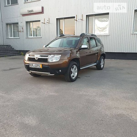 Dacia Duster 2010  випуску Суми з двигуном 1.6 л бензин позашляховик механіка за 9600 долл. 