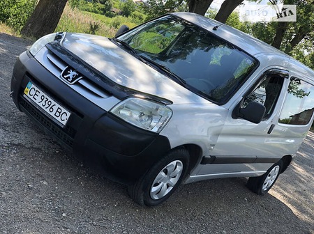 Peugeot Partner 2007  випуску Чернівці з двигуном 1.6 л дизель універсал механіка за 3350 долл. 