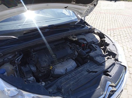 Citroen C4 2011  випуску Львів з двигуном 1.6 л бензин хэтчбек автомат за 6500 долл. 