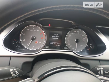Audi S4 Saloon 2013  випуску Київ з двигуном 3 л бензин седан механіка за 14000 долл. 