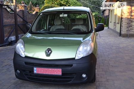 Renault Kangoo 2010  випуску Полтава з двигуном 1.5 л дизель мінівен механіка за 8200 долл. 