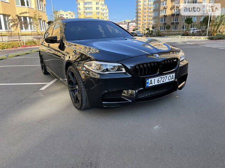 BMW M5 2014  випуску Київ з двигуном 4.4 л бензин седан  за 46500 долл. 