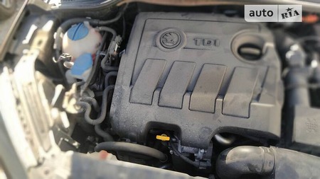 Skoda Yeti 2014  випуску Дніпро з двигуном 1.6 л дизель позашляховик автомат за 12500 долл. 
