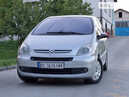 Citroen Xsara Picasso 2005  випуску Львів з двигуном 1.8 л бензин універсал механіка за 3300 долл. 