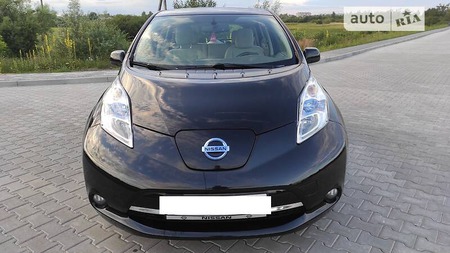 Nissan Leaf 2015  випуску Луцьк з двигуном 0 л електро універсал автомат за 12999 долл. 