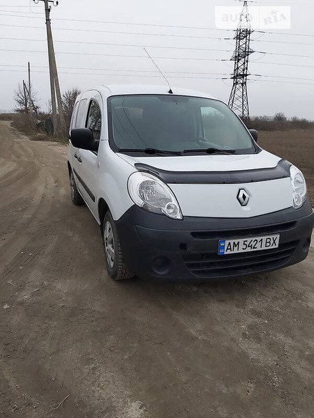 Renault Kangoo 2012  випуску Житомир з двигуном 1.5 л дизель мінівен  за 5800 долл. 