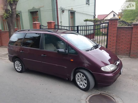 Ford Galaxy 1996  випуску Чернівці з двигуном 2.8 л газ мінівен механіка за 5150 долл. 