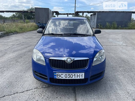 Skoda Fabia 2007  випуску Львів з двигуном 1.2 л бензин хэтчбек механіка за 4200 долл. 