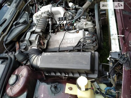 BMW 730 1992  випуску Київ з двигуном 3 л  седан механіка за 1600 долл. 