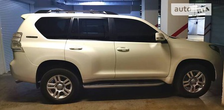 Toyota Land Cruiser Prado 2010  випуску Одеса з двигуном 3 л дизель позашляховик автомат за 29900 долл. 