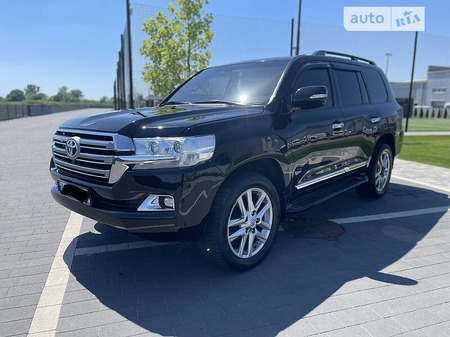 Toyota Land Cruiser 2011  випуску Ужгород з двигуном 4.7 л  позашляховик автомат за 26500 долл. 