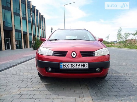 Renault Megane 2004  випуску Київ з двигуном 1.4 л бензин універсал механіка за 4300 долл. 