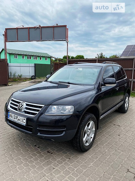 Volkswagen Touareg 2005  випуску Київ з двигуном 2.5 л дизель позашляховик автомат за 10000 долл. 