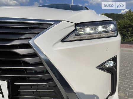Lexus RX 200t 2016  випуску Івано-Франківськ з двигуном 2 л бензин позашляховик автомат за 37000 долл. 