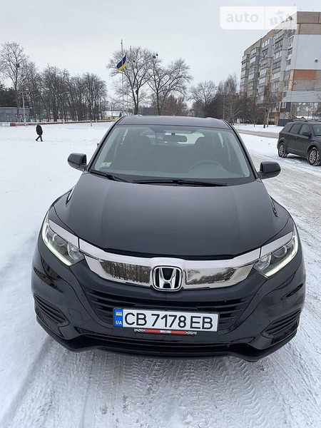 Honda HR-V 2019  випуску Чернігів з двигуном 1.8 л бензин позашляховик автомат за 16500 долл. 