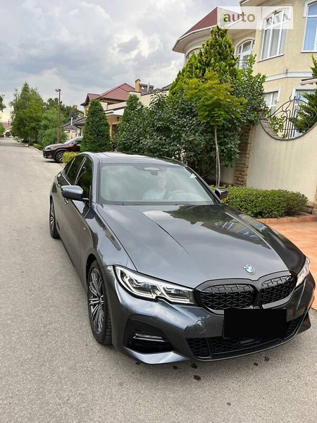 BMW 320 2020  випуску Одеса з двигуном 2 л бензин седан автомат за 43900 долл. 