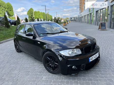 BMW 116 2006  випуску Вінниця з двигуном 1.6 л бензин хэтчбек механіка за 6650 долл. 