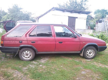 Skoda Forman 1994  випуску Чернігів з двигуном 1.3 л  універсал механіка за 1700 долл. 