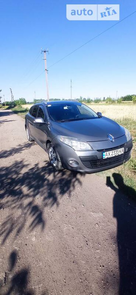 Renault Megane 2010  випуску Черкаси з двигуном 1.5 л дизель універсал механіка за 5700 долл. 