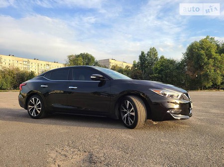 Nissan Maxima 2017  випуску Харків з двигуном 3.5 л бензин седан автомат за 21700 долл. 