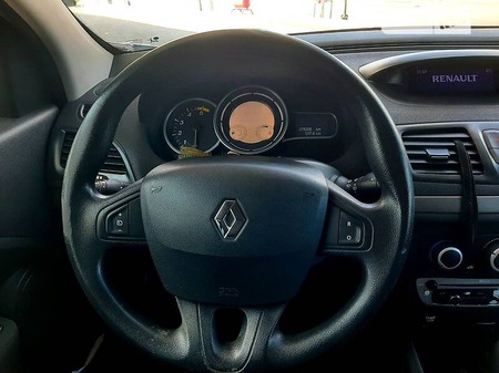 Renault Megane 2012  випуску Одеса з двигуном 1.5 л дизель хэтчбек механіка за 6999 долл. 