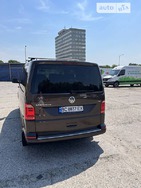 Volkswagen Caravelle 2016 Львів 2 л  мінівен автомат к.п.