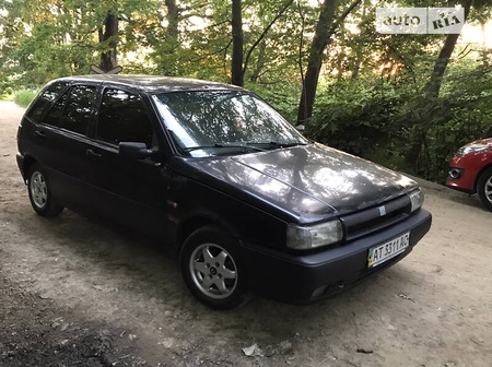 Fiat Punto 1994  випуску Івано-Франківськ з двигуном 1.4 л бензин хэтчбек механіка за 1250 долл. 