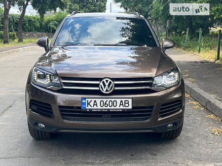 Volkswagen Touareg 2012  випуску Київ з двигуном 3 л дизель позашляховик автомат за 25000 долл. 