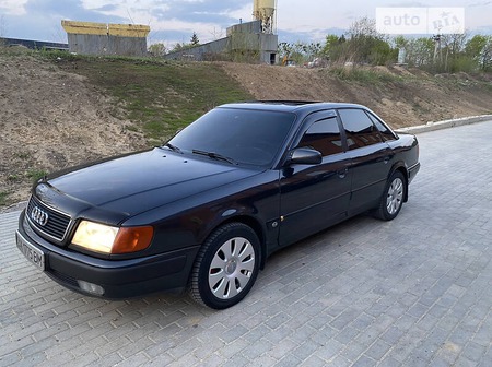 Audi 100 1994  випуску Хмельницький з двигуном 2.6 л  седан механіка за 3000 долл. 