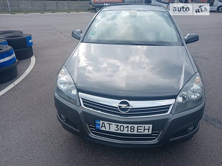 Opel Astra 2010  випуску Івано-Франківськ з двигуном 1.7 л дизель універсал механіка за 5500 долл. 