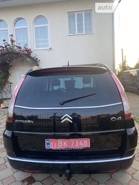 Citroen C4 Picasso 2009  випуску Львів з двигуном 1.6 л  мінівен механіка за 3999 долл. 