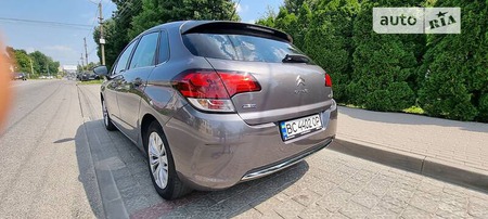 Citroen C4 2016  випуску Львів з двигуном 1.6 л дизель хэтчбек механіка за 9700 долл. 