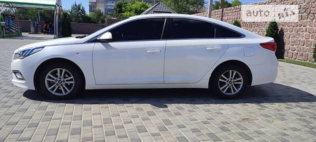 Hyundai Sonata 2014  випуску Кропивницький з двигуном 0 л газ седан автомат за 10000 долл. 