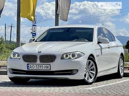 BMW 520 2011  випуску Ужгород з двигуном 2 л дизель седан автомат за 14000 долл. 