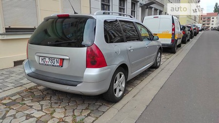 Peugeot 307 2003  випуску Харків з двигуном 2 л дизель мінівен механіка за 4100 долл. 