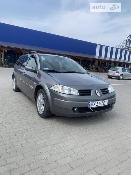 Renault Megane 2003  випуску Хмельницький з двигуном 1.6 л бензин універсал механіка за 4000 долл. 