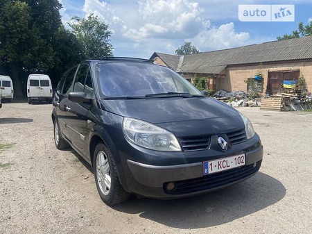 Renault Scenic 2006  випуску Полтава з двигуном 1.9 л дизель мінівен механіка за 4499 долл. 