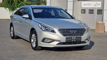 Hyundai Sonata 2014  випуску Вінниця з двигуном 2 л газ седан автомат за 8499 долл. 