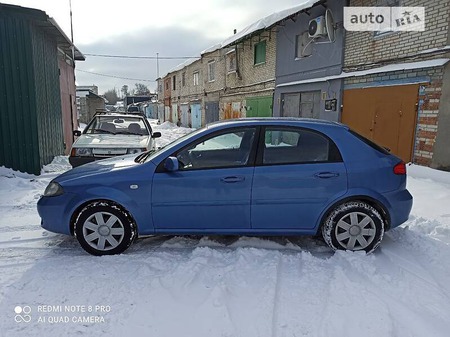 Chevrolet Lacetti 2005  випуску Суми з двигуном 1.6 л  хэтчбек механіка за 3950 долл. 