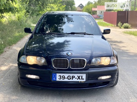 BMW 325 2001  випуску Вінниця з двигуном 2.5 л  седан автомат за 1850 долл. 