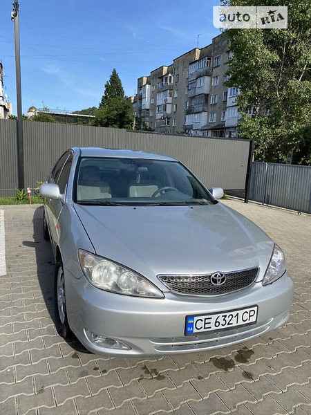 Toyota Camry 2003  випуску Чернівці з двигуном 2.4 л бензин седан автомат за 6000 долл. 