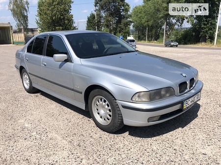 BMW 528 1998  випуску Львів з двигуном 2.8 л бензин седан механіка за 4500 долл. 