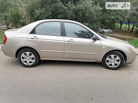 KIA Cerato 2006  випуску Житомир з двигуном 1.6 л бензин седан механіка за 4000 долл. 