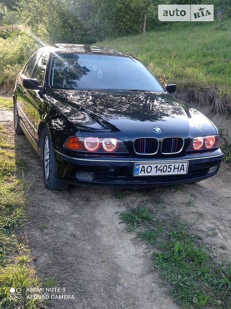 BMW 520 1998  випуску Львів з двигуном 2 л бензин седан механіка за 4900 долл. 