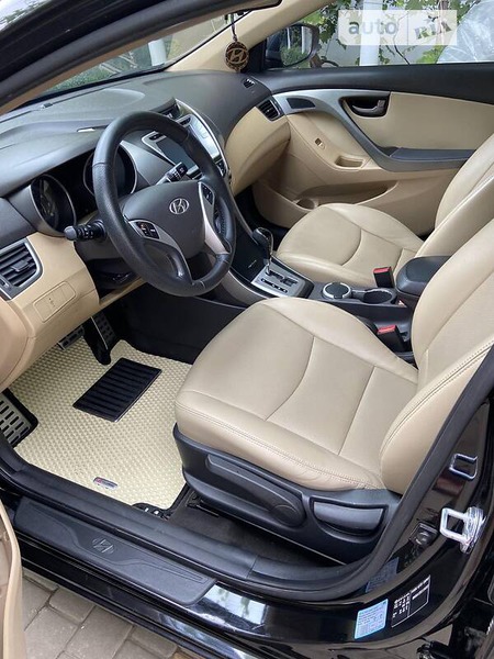 Hyundai Elantra 2011  випуску Одеса з двигуном 1.8 л бензин седан автомат за 9500 долл. 